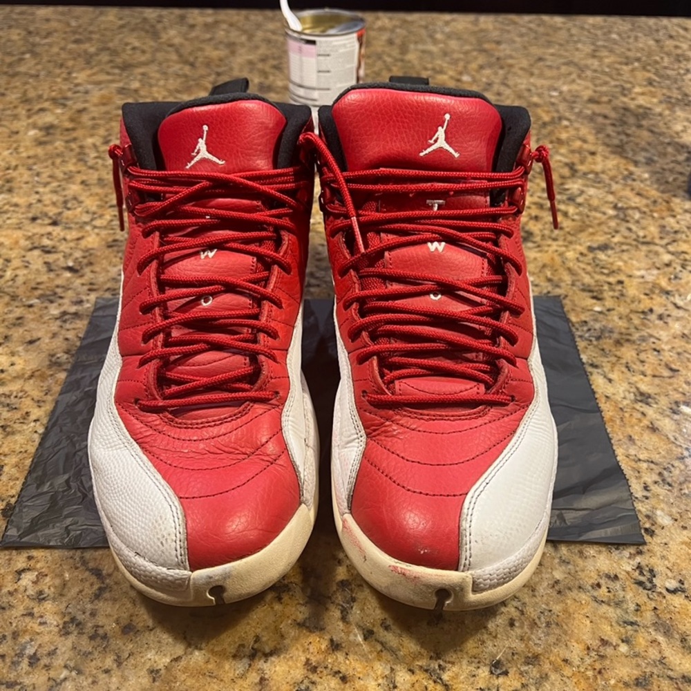 Jordan 12 gym red